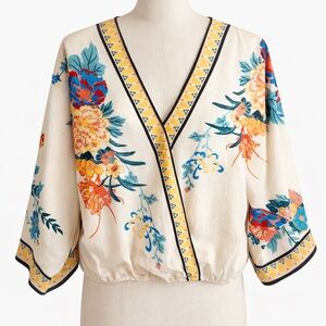 Flying Tomato Floral Kimono Top Small Boho Farm Rio Inspired Bell Sleeve